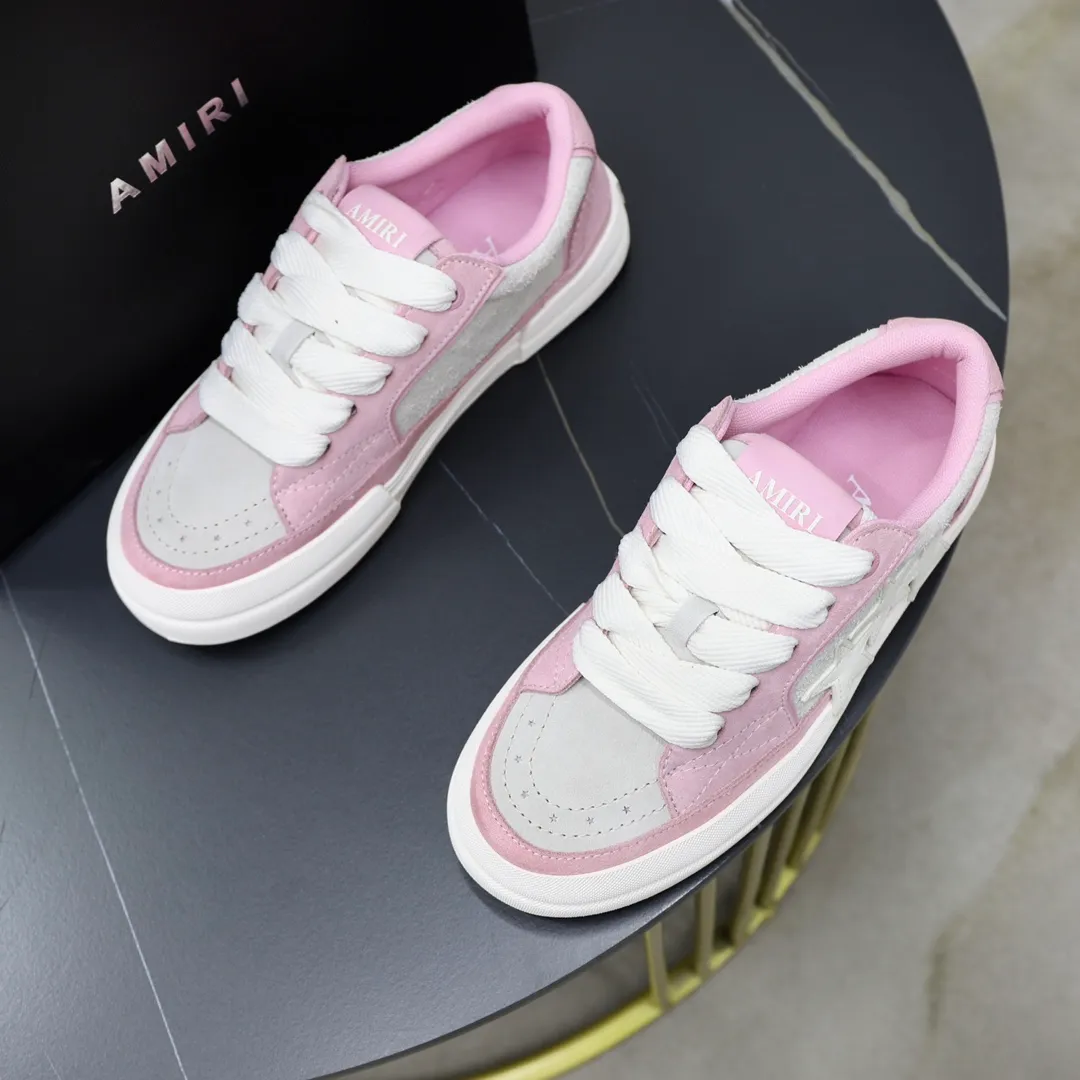 Men's men's shoes 💰540💰🔥🔥🔥 Couple style Amiri2024 new sports and casual shoes, casual, fashionable and versatile flat-soled moral training shoes. Classic color combination + perfect shoe shape, Amiri’s classic Logo star makes you and I fall in love. Imported cow suede leather makes the shoes more high-end. Recommended by major celebrities, bloggers and internet celebrities.   Color: black, off-white, blue, pink, red. Size: Women’s 35-40 (41 is custom-made and non-returnable) Men’s 38-44 (45 and 46 are custom-made and non-refundable)